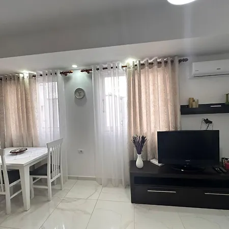 Lotus One Bedroom * Sarande