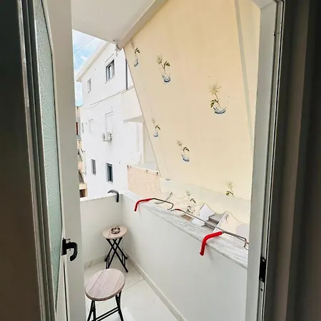 Lotus One Bedroom