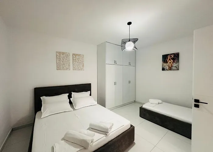 Lotus One Bedroom Apartment Sarandë